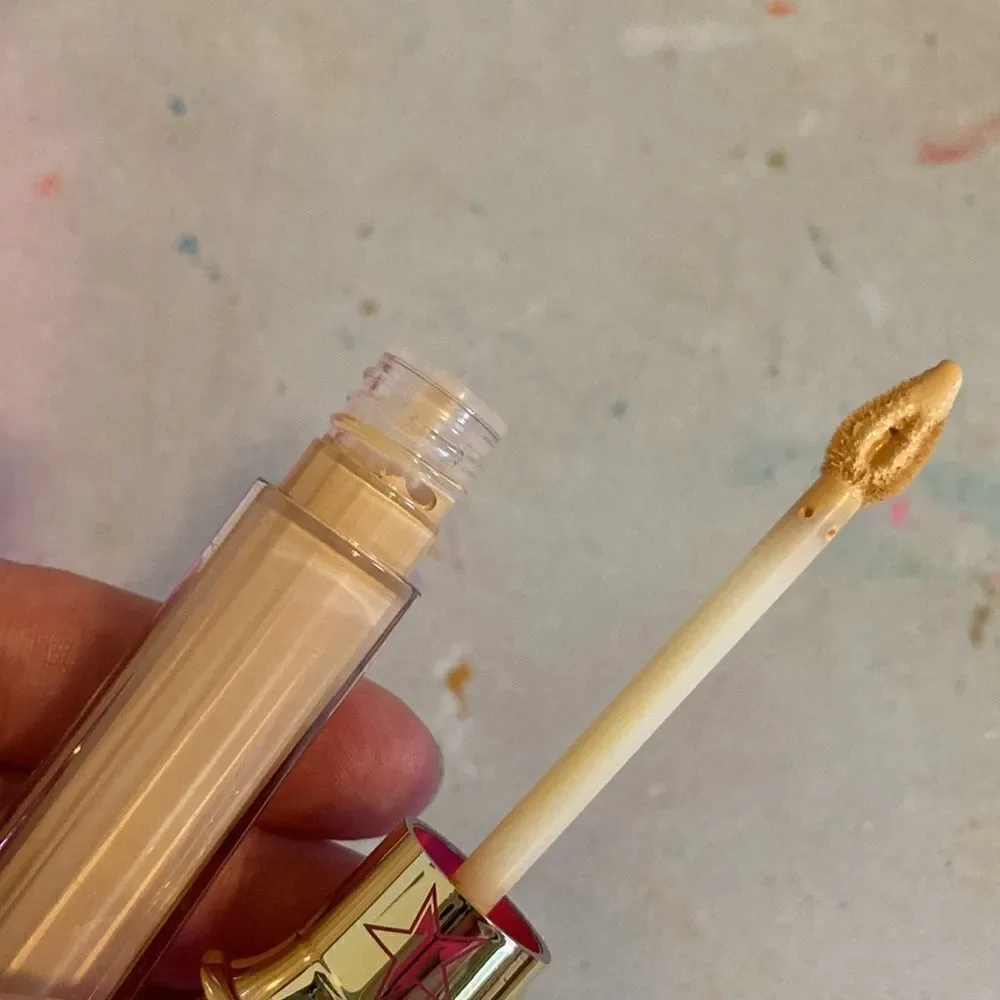 Jeffree Star Magic Star Concealer Yellow